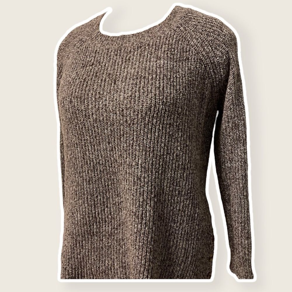 Comfy purple and gray chunky knit sweater size XL winter button detail